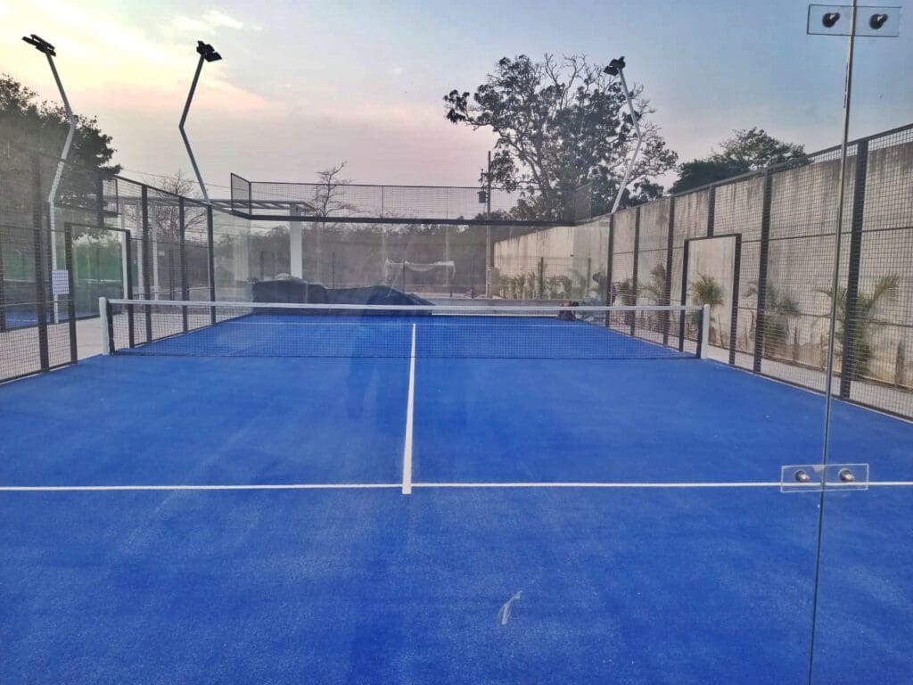 CANCHA DE PADEL CLUB PADEL 120