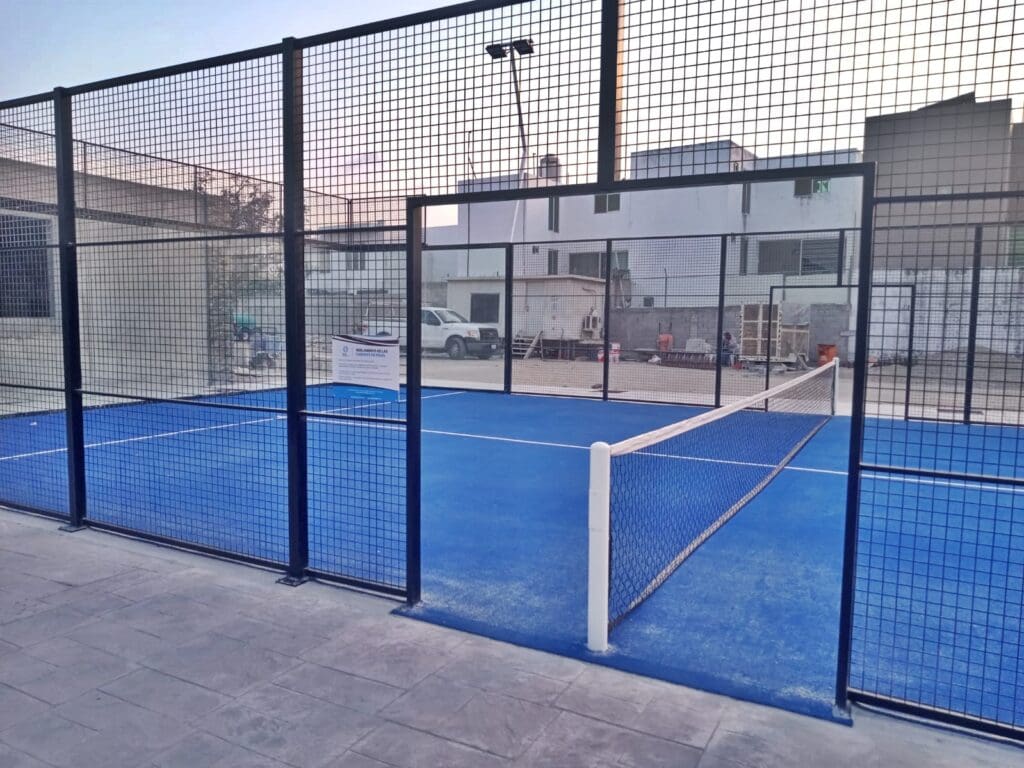 CANCHA DE PADEL CLUB PADEL 120